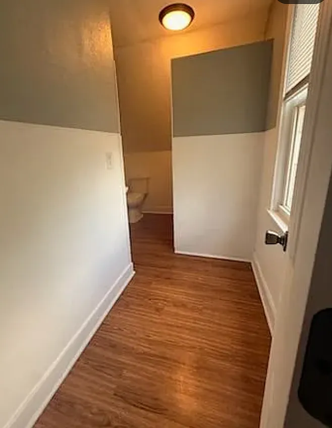 124 4th Ave NW — Photo 3