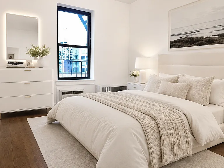 245 3rd Ave #3B — Photo 4
