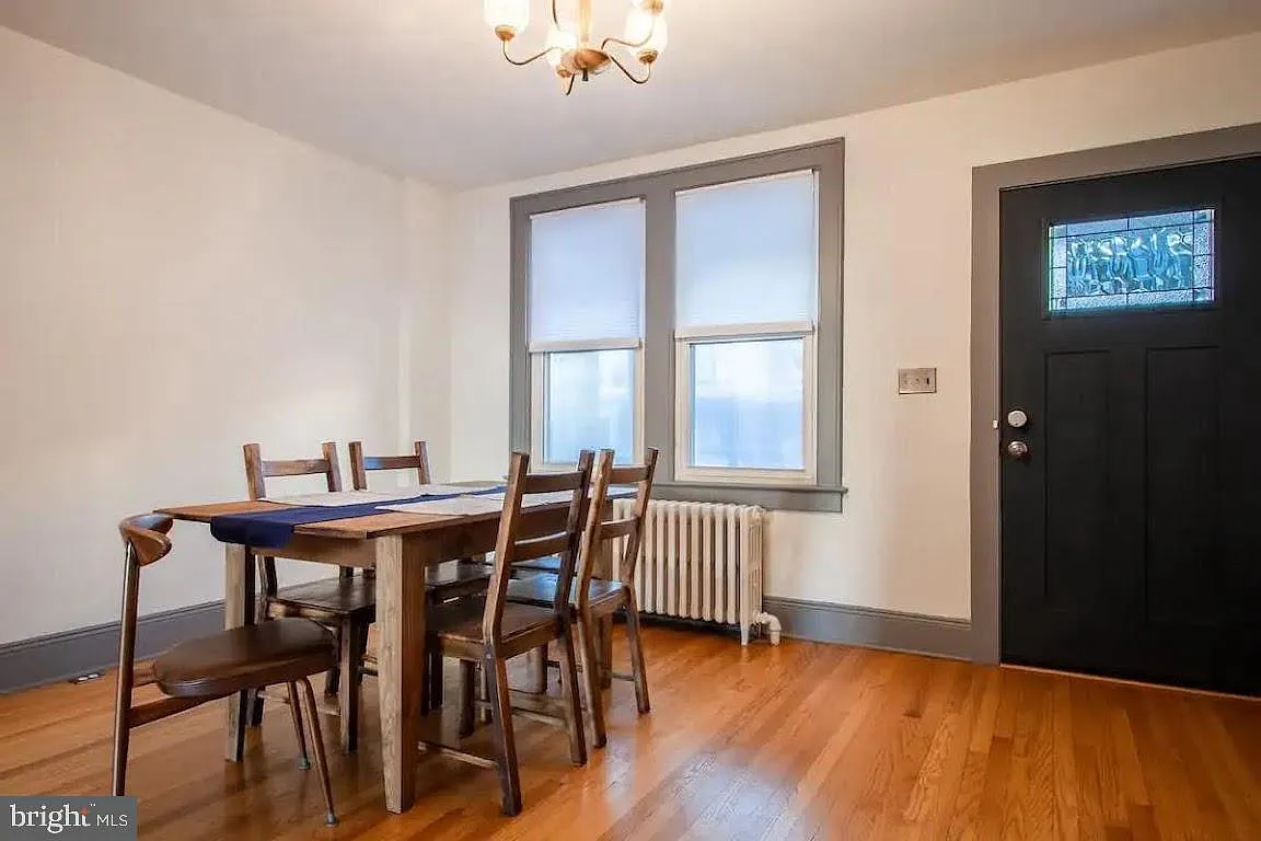 2 bed, 1.5 bath, 1740 sqft, $2,900 — Photo 2