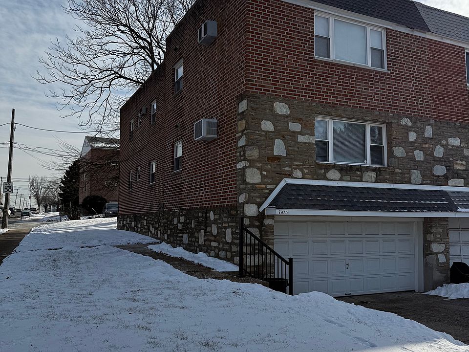 1st image of 7975 Summerdale Ave Floor 1