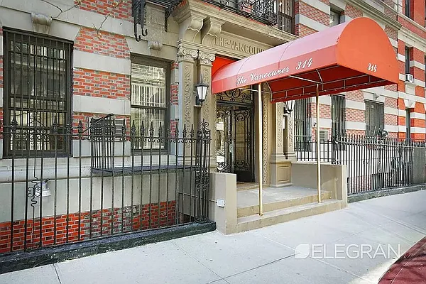 Rented by LG Fairmont Group | media 18