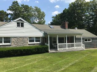 4 Tadler Dr, Mahopac, NY 10541