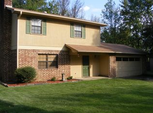 1504 N Mobile Cv, Russellville, AR 72801