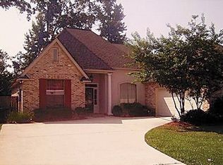 613 Maple St, Mandeville, LA 70448