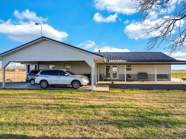 4570 Standing Rock Rd, Grimsley, TN 38565