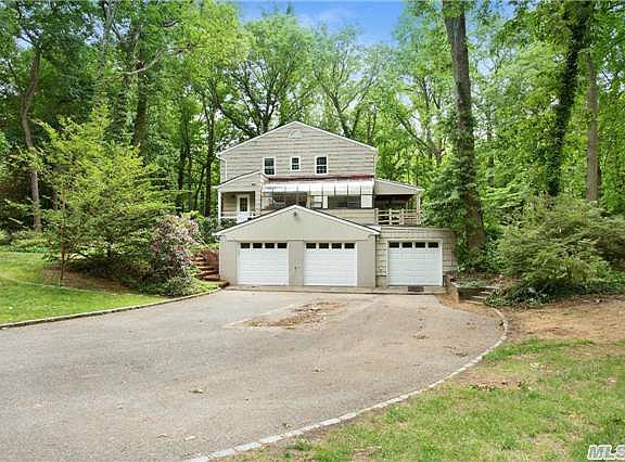 2nd image of 10 Bear Ln