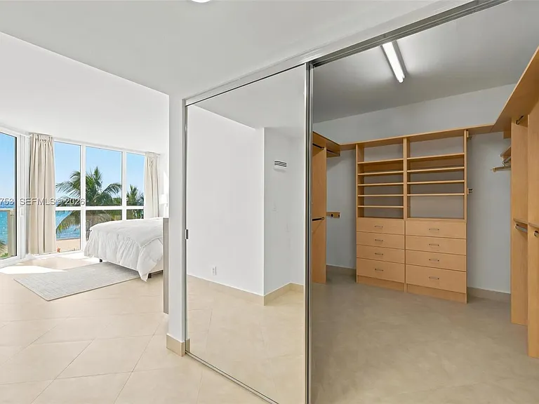 16485 Collins Ave #WS6C — Photo 10