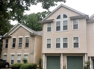 401 Hidden Shores Ct APT 103, Virginia Beach, VA 23454