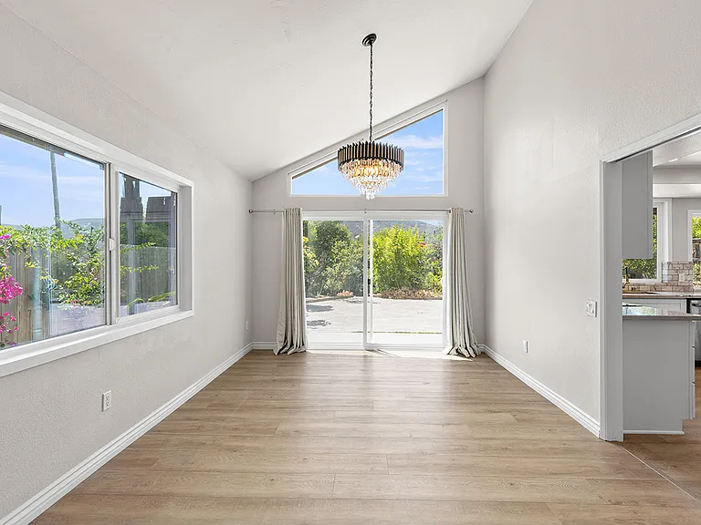 11342 Del Diablo St — Photo 10