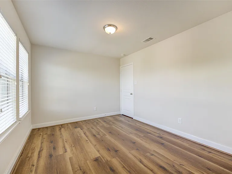 5319 Fossil Stone Ln — Photo 24