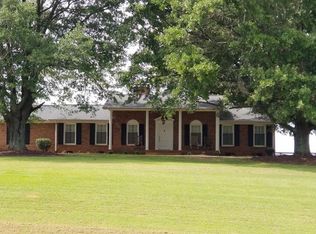 147 White Farm Rd, Blacksburg, SC 29702