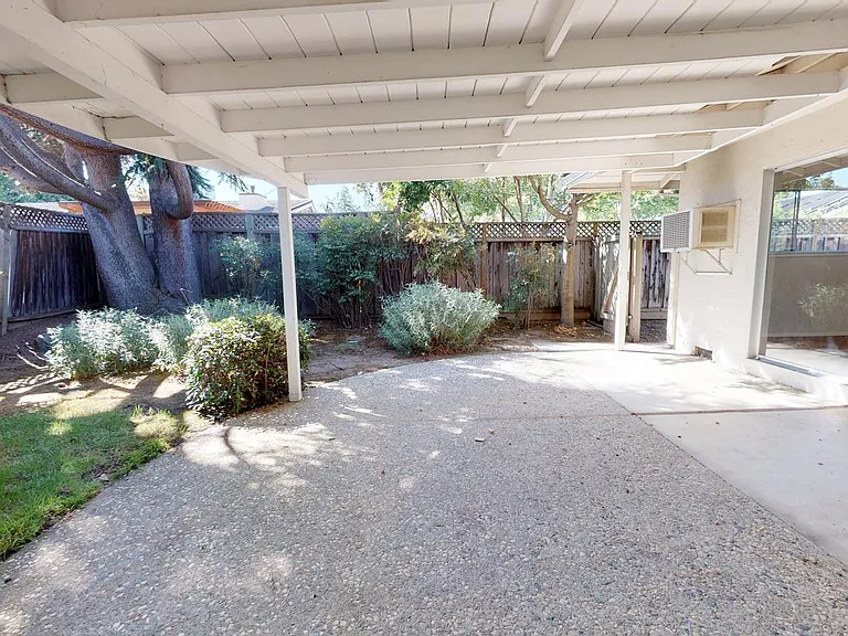 1233 Levin Ave — Photo 18