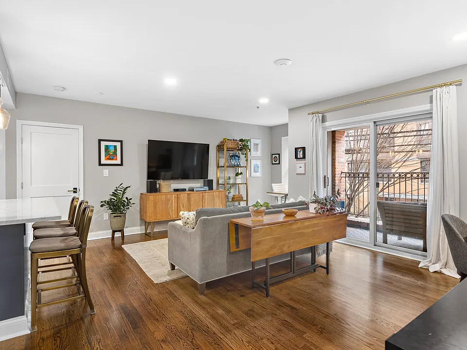 77 Jefferson St #1