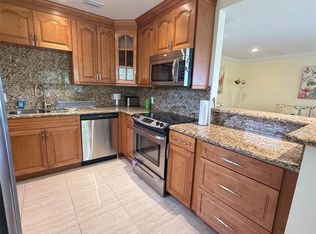 13550 SW 6th Ct APT 401A, Pembroke Pines, FL 33027