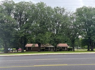 906 N White Oak Rd, White Oak, TX 75693