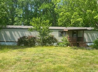 1987 Waverly Rd, Reedville, VA 22539