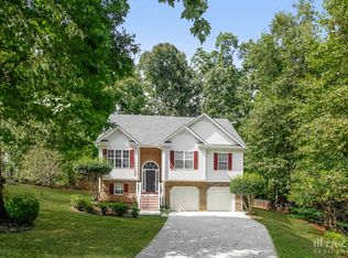 11 Enclave Ct, Powder Springs, GA 30127