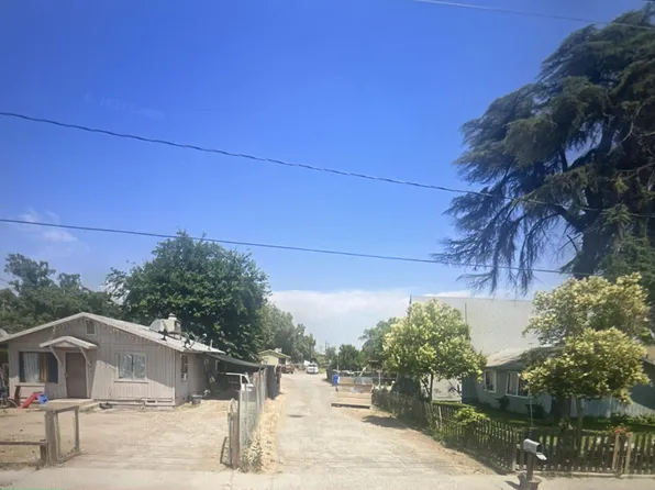 248 S Elm Street #4, Pixley, CA 93256