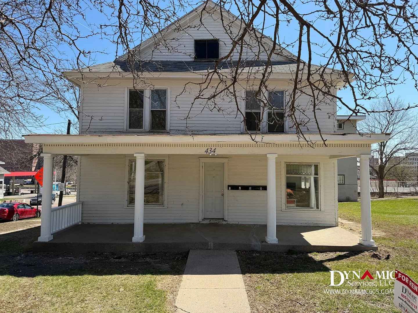 434 N Spring Ave | All Utilities Paid by Landlord — Photo 2