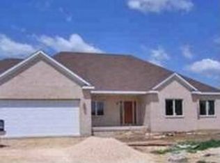 508 Meadow Ln, Davis Jct, IL 61020