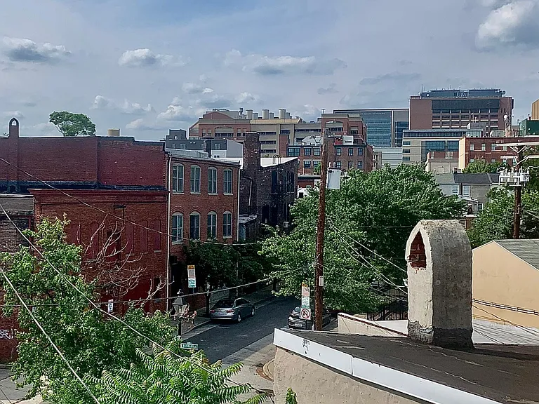 686 Washington Blvd — Photo 24