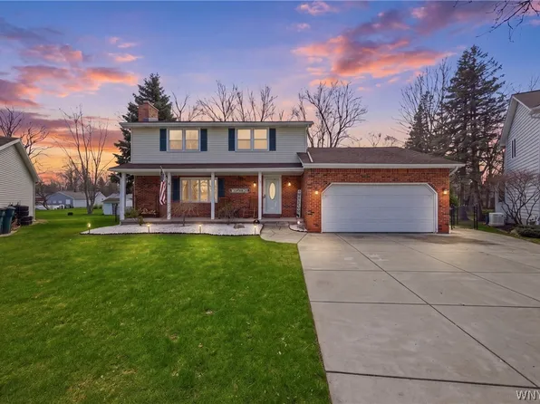 35 Forbes Ct, North Tonawanda, NY 14120