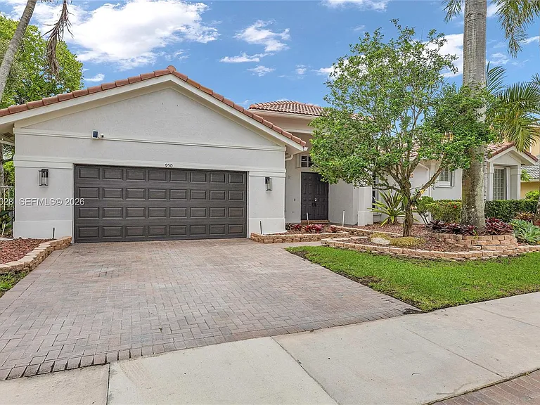 950 Marina Dr — Photo 6