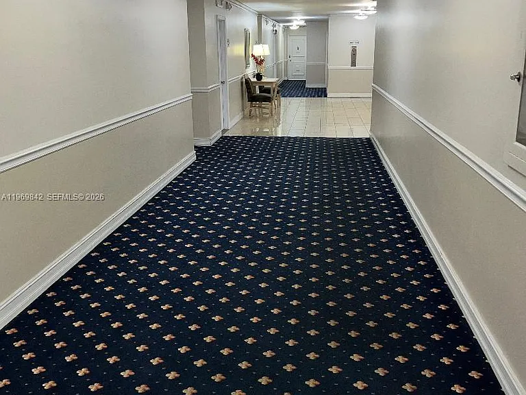 5005 Collins Ave #1404 — Photo 18