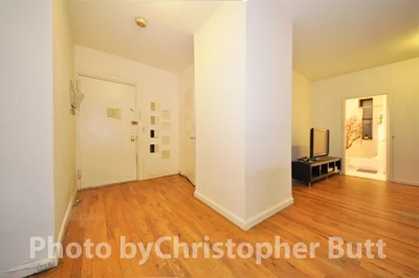 Rented by Citi Habitats | media 4