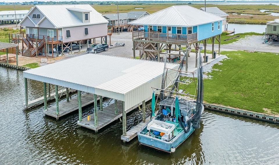 682 Martin Ln, Port Sulphur, LA 70083 MLS 2409087 Zillow