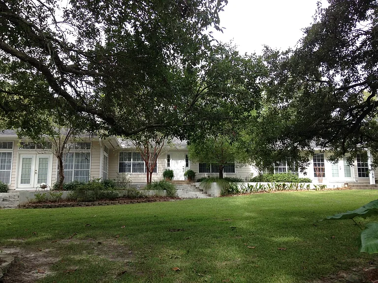 6509 Shore Dr — Photo 3