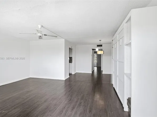 309 Southampton Sq #309-A, West Palm Beach, FL 33417