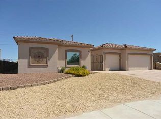 118 N Apache Gold Loop, Santa Teresa, NM 88008