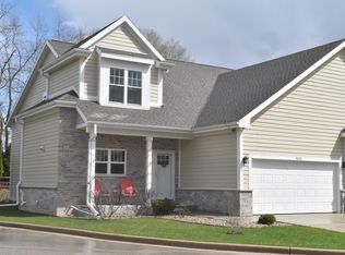 4040 Wyndham Pointe Cir, City Of Brookfield, WI 53005