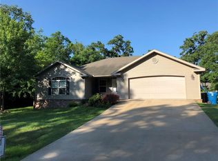 57 Ruthwell Dr, Bella Vista, AR 72715