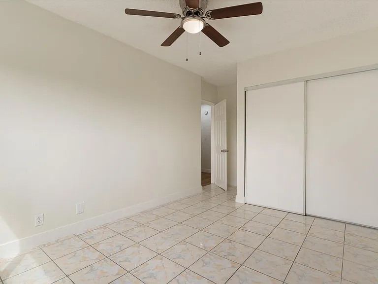 3925 Barrett Rd — Photo 10