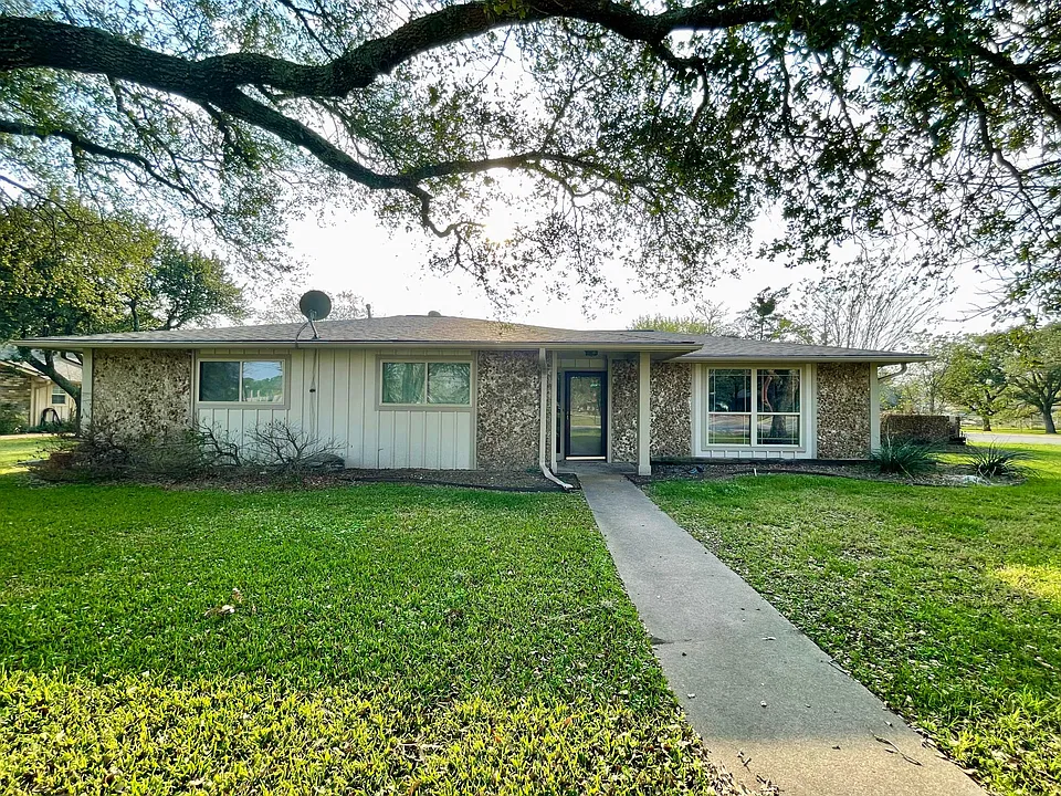 1300 Caudill St