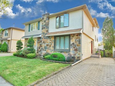 27 Vineland Ave, Staten Island, NY, 10312