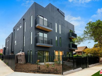 354 Newland St, Los Angeles, CA, 90042