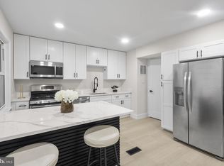 8225 Parham Ct, Severn, MD 21144
