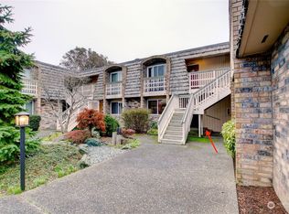 1199 SE 9th Ave APT 204, Oak Harbor, WA