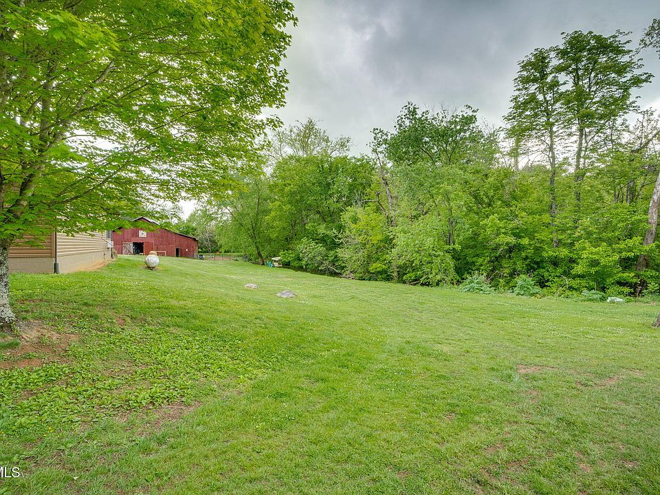 48th image of 147 Britton Ln