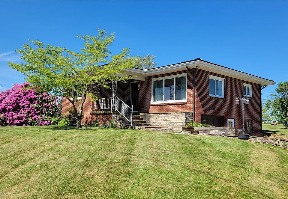 1st image of 429 Harvest Dr