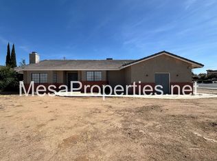 15717 Bear Valley Rd, Hesperia, CA 92345