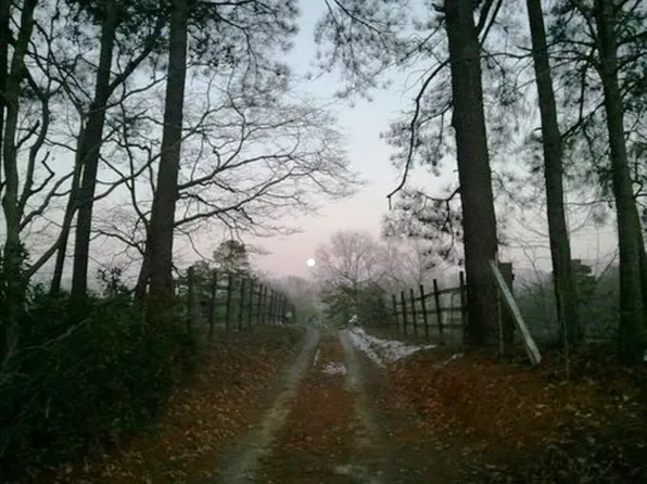 524 Old Taylor Rd, Williamsburg, VA 23188