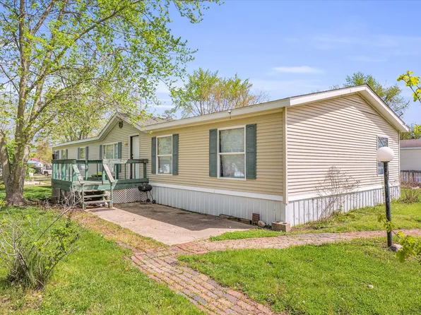 507 Richland St, Mahomet, IL 61853