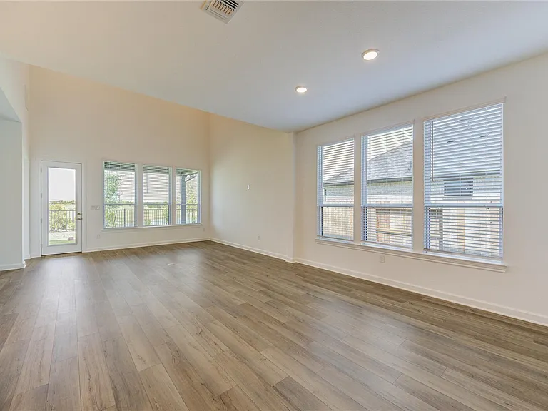 25326 Loch Doon Dr — Photo 24