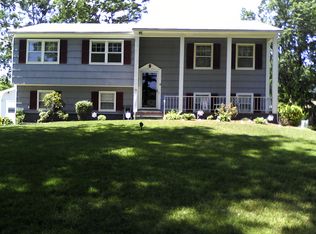 36 Williamsburg Dr, Toms River, NJ