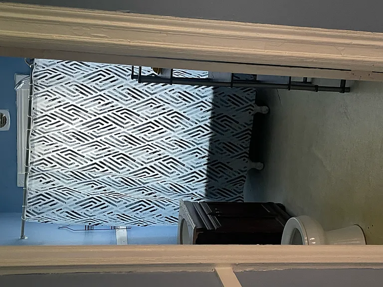 16 Montauk Ave #2 — Photo 2
