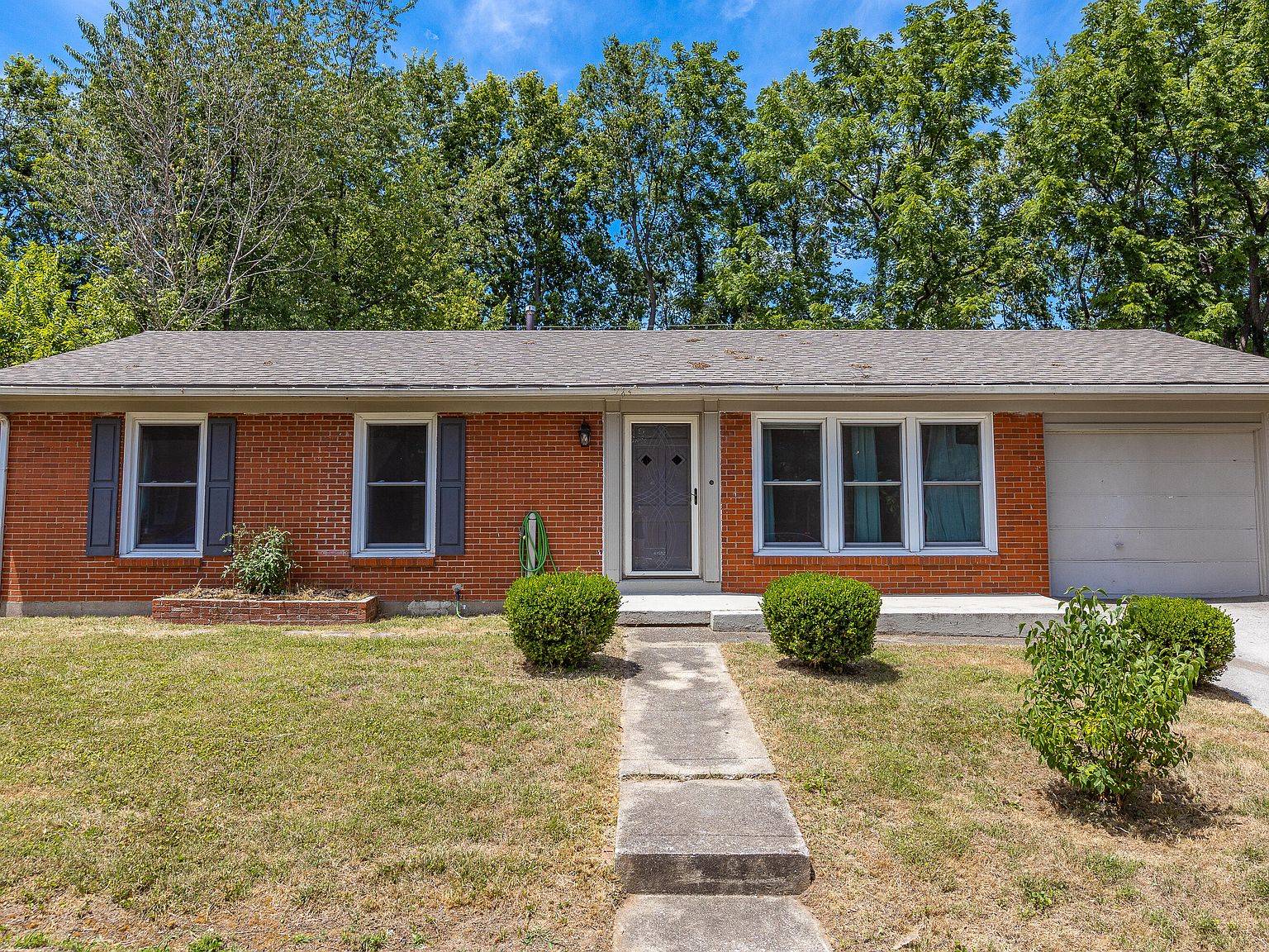 1165 Boxwood Dr, Lexington, KY 40511 Zillow